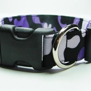 Handmade doggie collar purple cameo